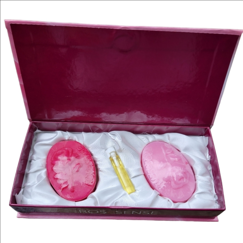 Bulgarian Rose Set BioFresh Rose of Bulgaria Set 2 Soaps/ Essential Oil Gift Set